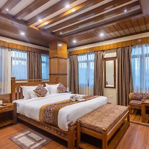 https://surya-heritage-hotel.hotels-kathmandu.com
